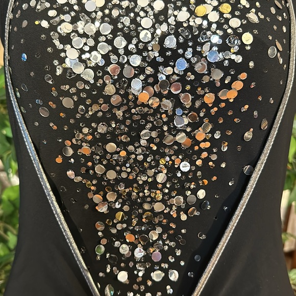 💖 Sexy Size Small Sparkly Silver Sequins Black Halter Top - Picture 6 of 10